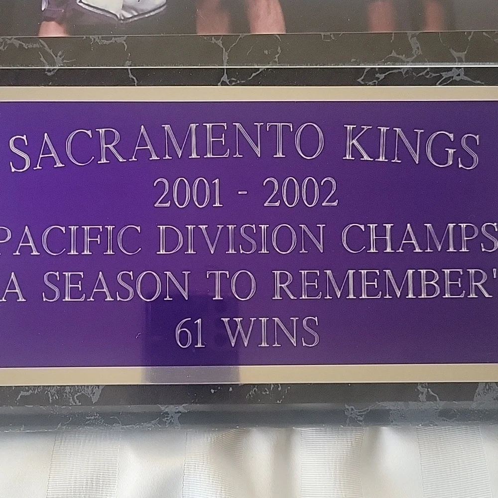 Sacramento Kings 2001-2002 Commemorative Plaque
